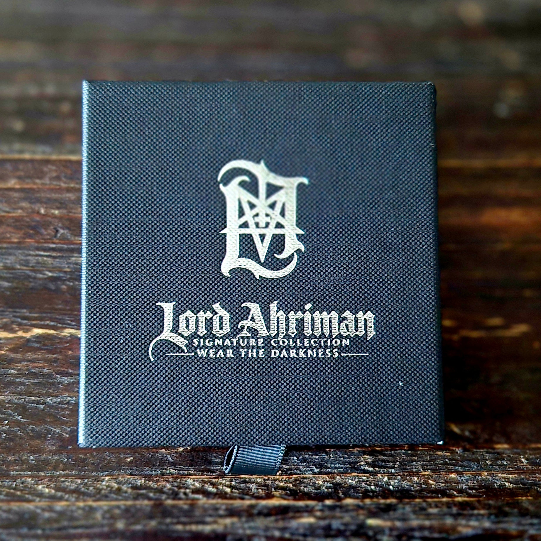 Lord Ahriman Jewelry Box Schmuckbox signiert schwarz Metall Logo