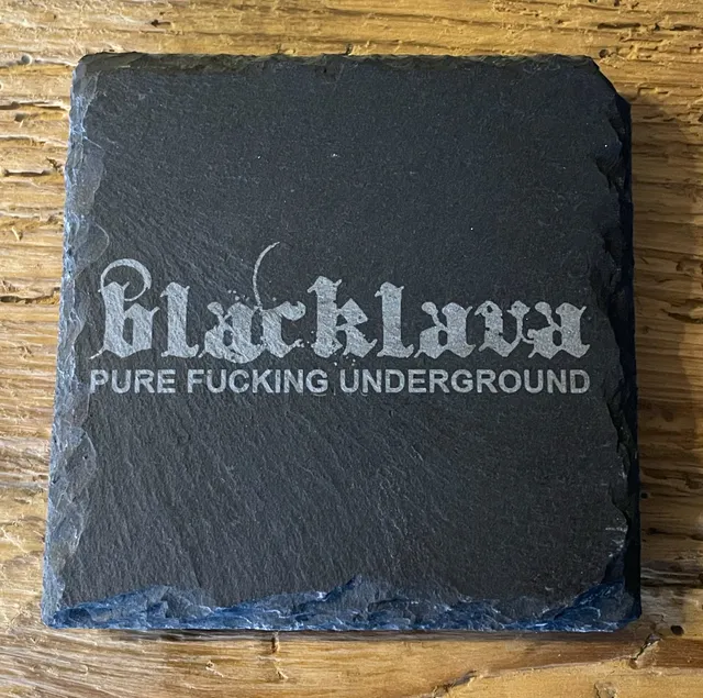 Black Lava Engraved Rock Coaster Untersetzer 10x10 cm Stein