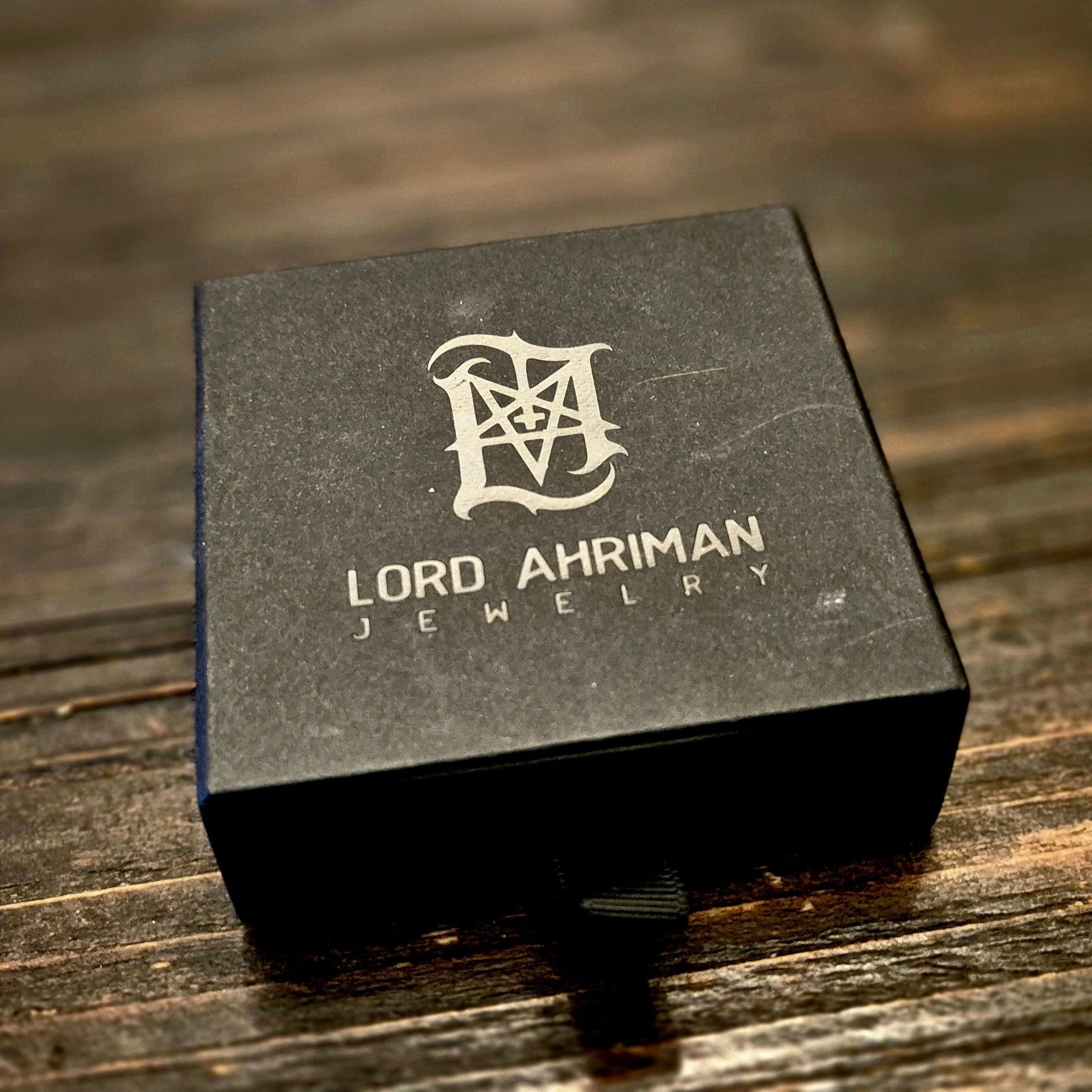 Lord Ahriman Legacy Schmuckbox 85x85 Signiert Schwarz Silber