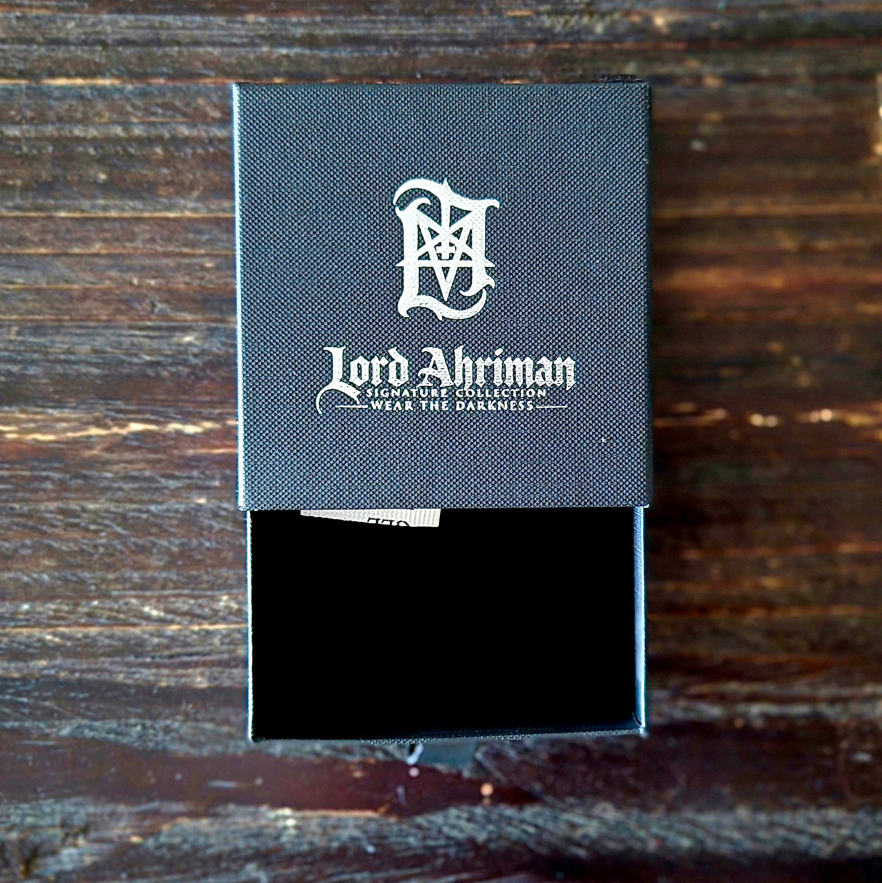 Lord Ahriman Jewelry Box Schmuckbox signiert schwarz Metall Logo