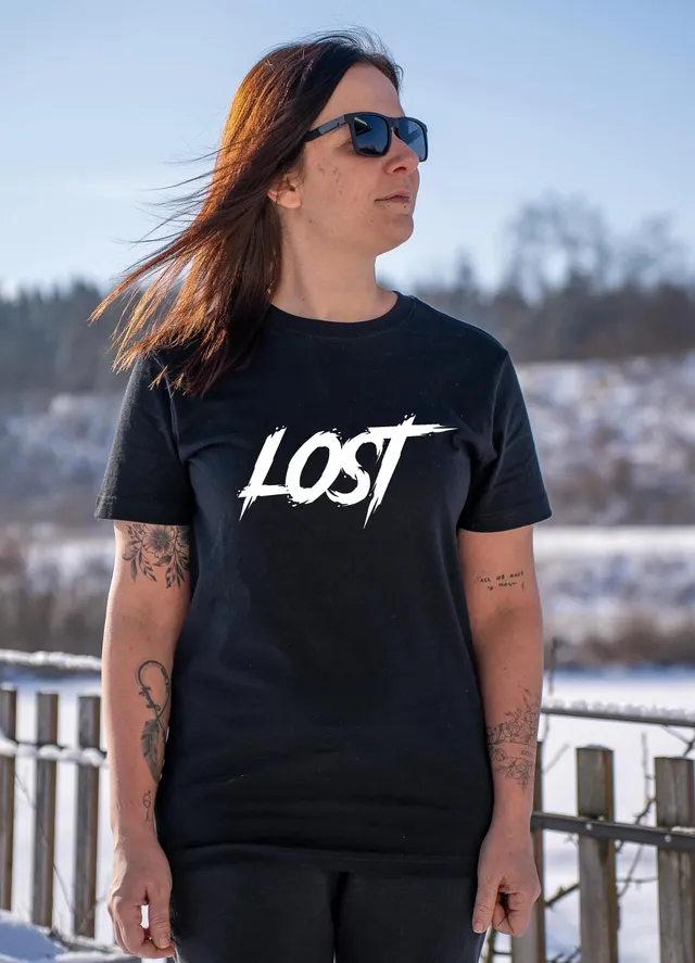 Black Lava Lost T-Shirt Rundhals S-5XL