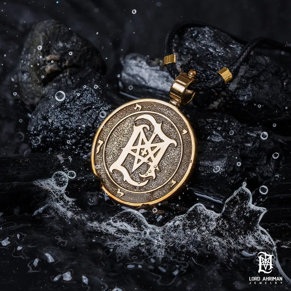 Lord Ahriman Ahriman's Sigil Anhänger Messing mit Kordel